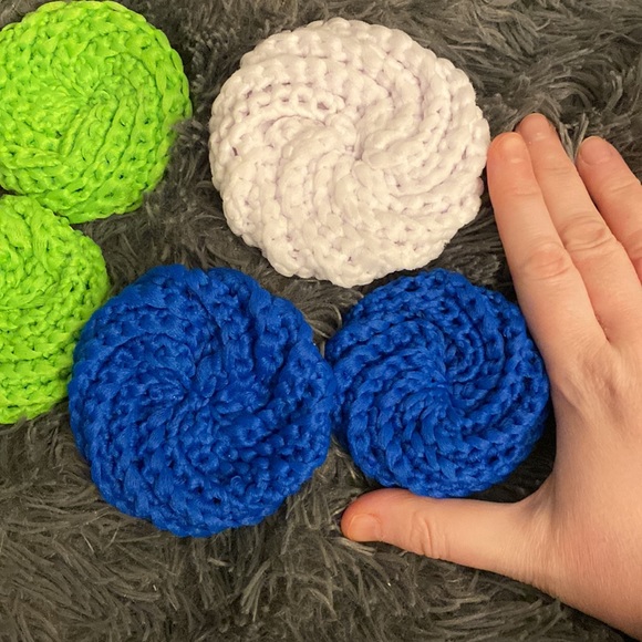 Crocheted Tulle Scrubbies - Picture 2 of 6